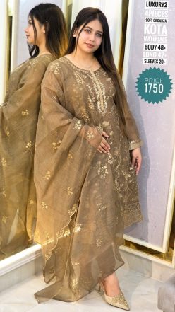 Aghanoor inspired dress ( semi-stitched)